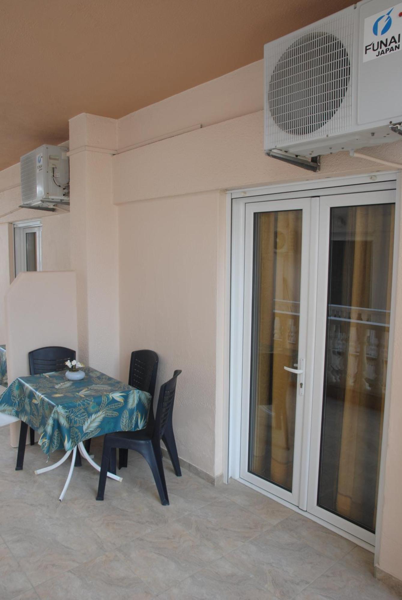 Light Blue Paralia Apartments Exterior foto