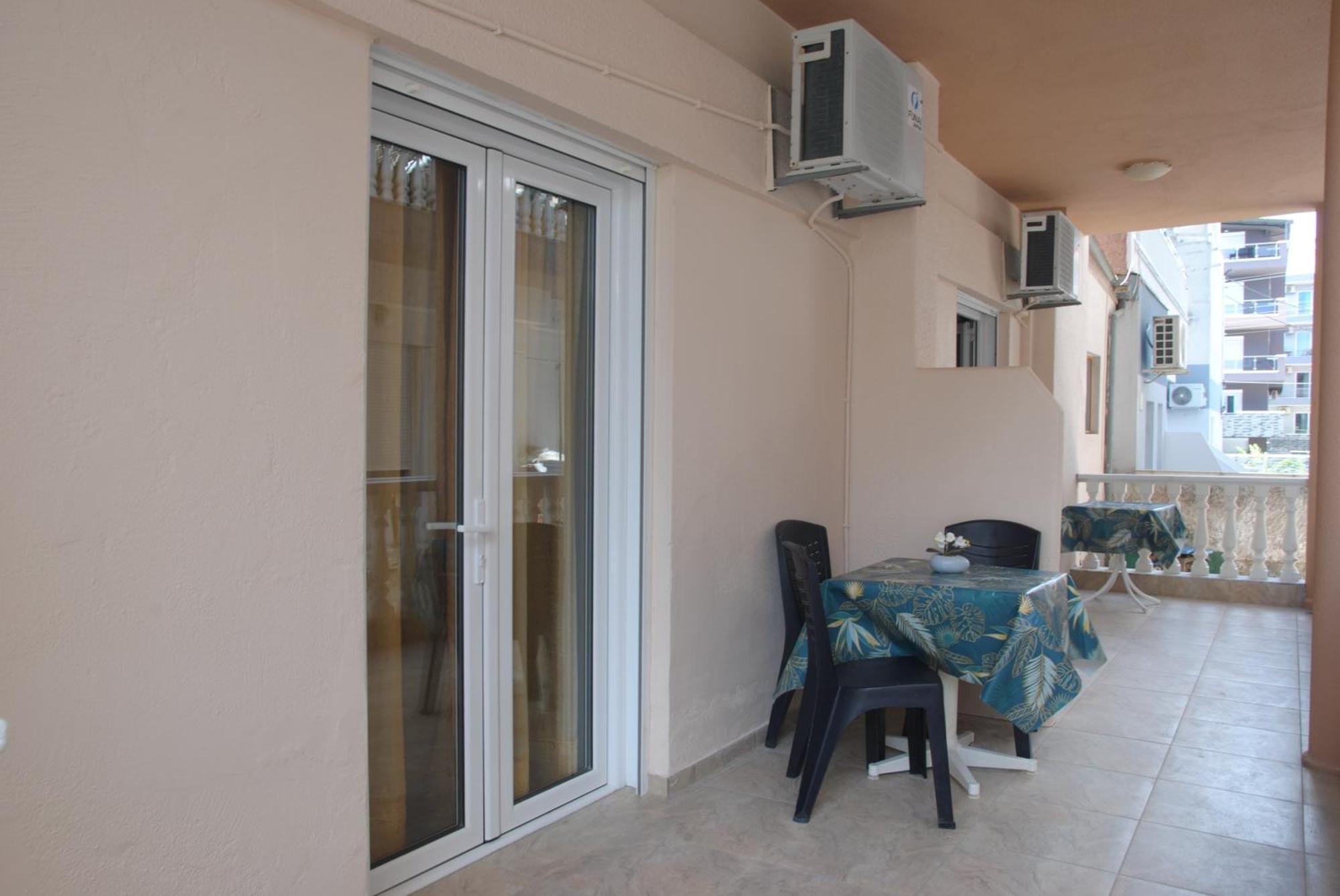 Light Blue Paralia Apartments Exterior foto